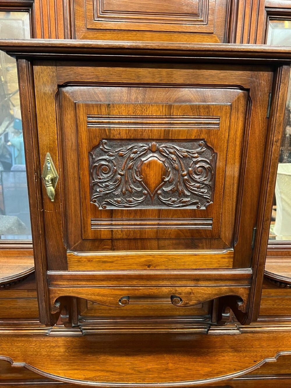 photo furniture Impressive Good Quality Walnut Hall Stand