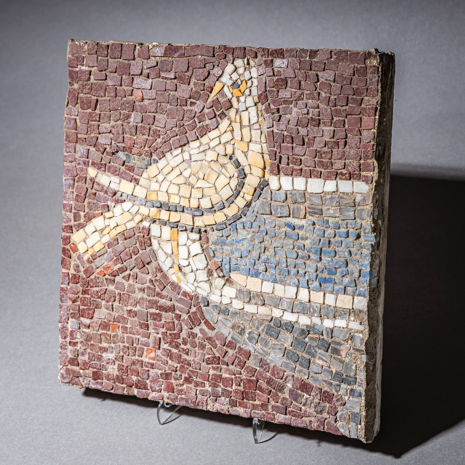 Mozaïekfragment Naar Voorbeeld Van De "Duiven Van Plinius," Vermoedelijk Italië, 20e Eeuw photo for sale