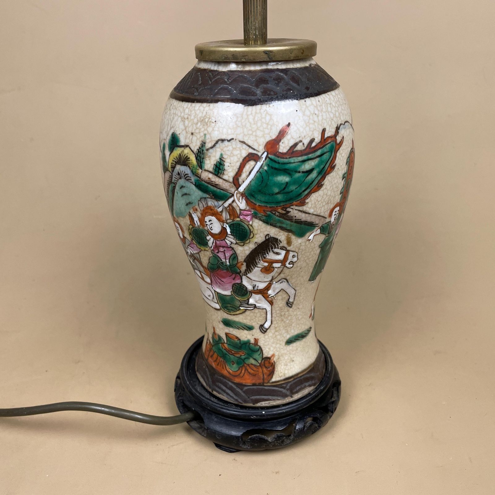 Ceramic Patterned Oriental Lamp Bedside Table Light Vase Pottery Round Antique Pattern Hand Painted Gold Brass Wooden Wood Base Vintage photo vintage