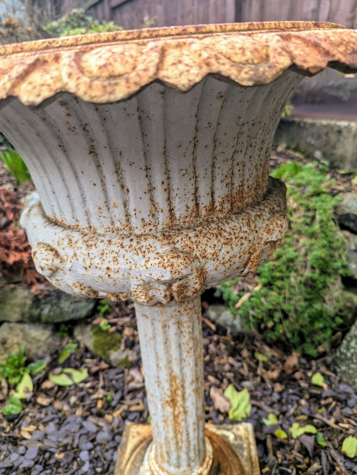 Mid Century Unusual Cast Iron Campana Urn Jardiniere Delivery  Available 0266. photo vinterior
