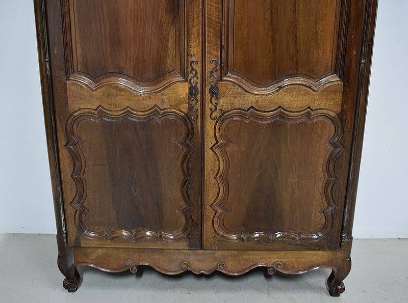 Regency Wardrobe Walnut 18th photo for sale