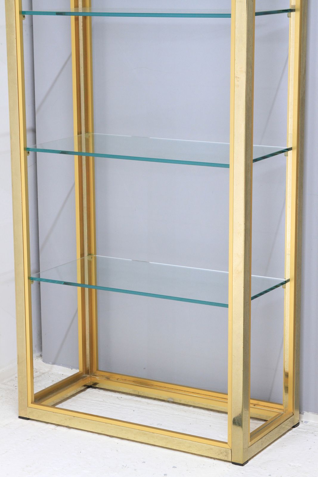 Renato Zevi For Romeo Rega Italian Hollywood Regency Brass And Glass Etagere photo vinterior