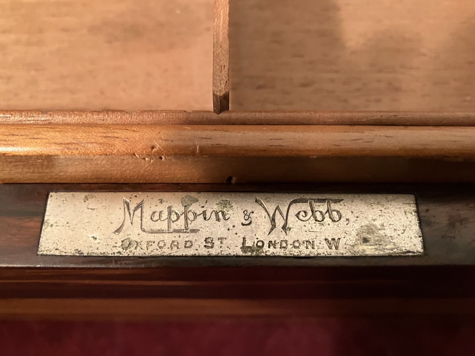 photo furniture Antique Humidor In Coromandel Wood With Military Provenance