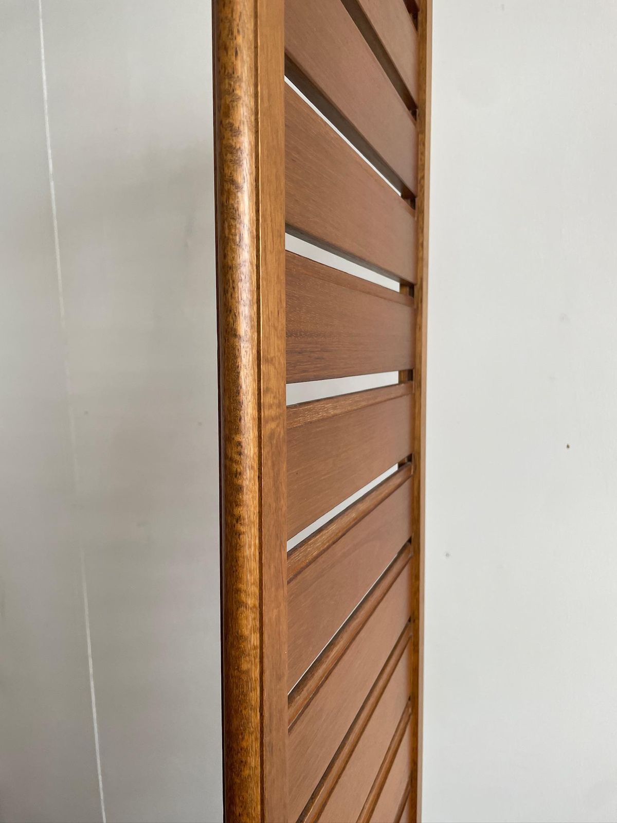 photo furniture Wooden Staples Ladderax 2 Foot Room Divider Ladder (05g)