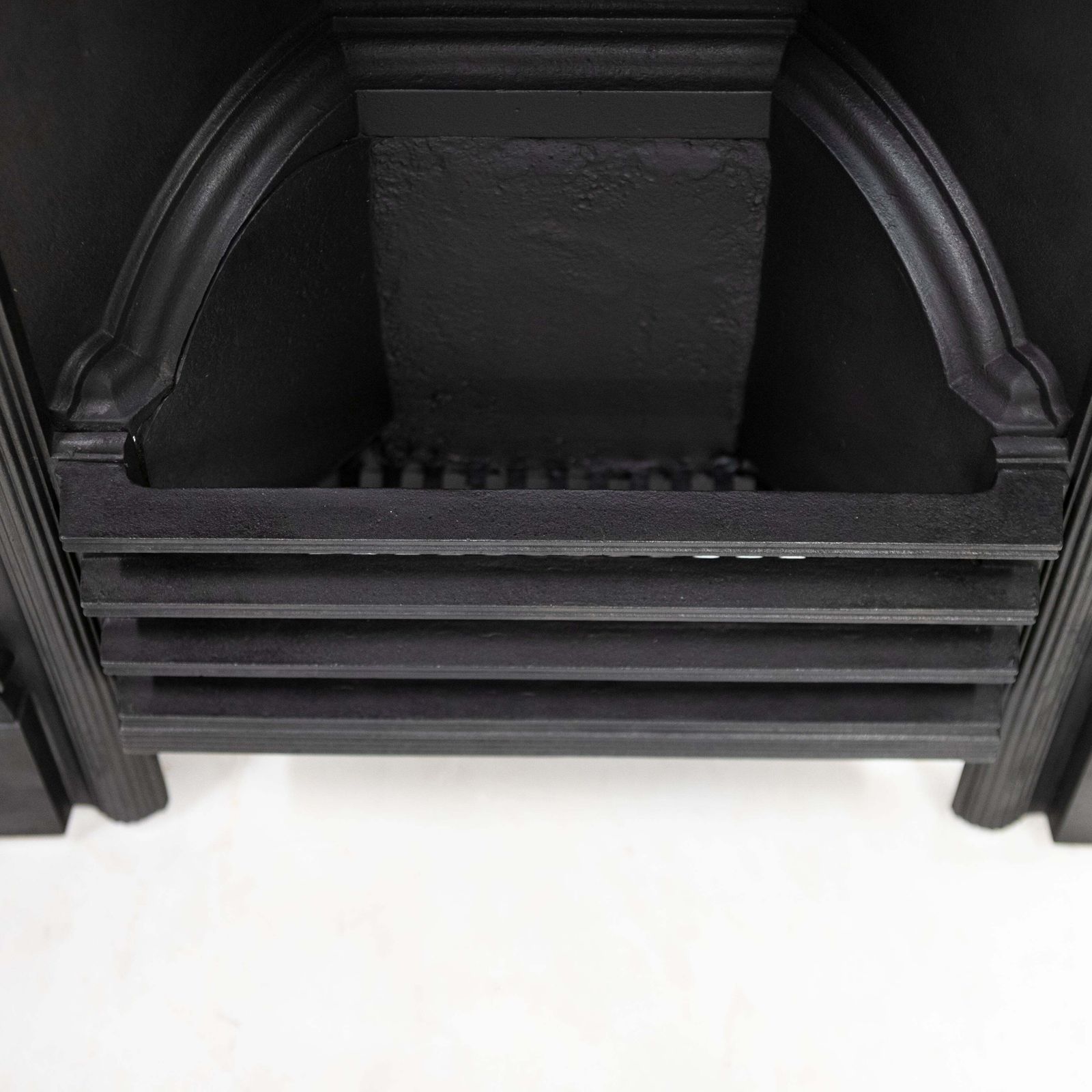 Home Fixtures Antique Cast Iron "The Daisy" Combination Fireplace photo