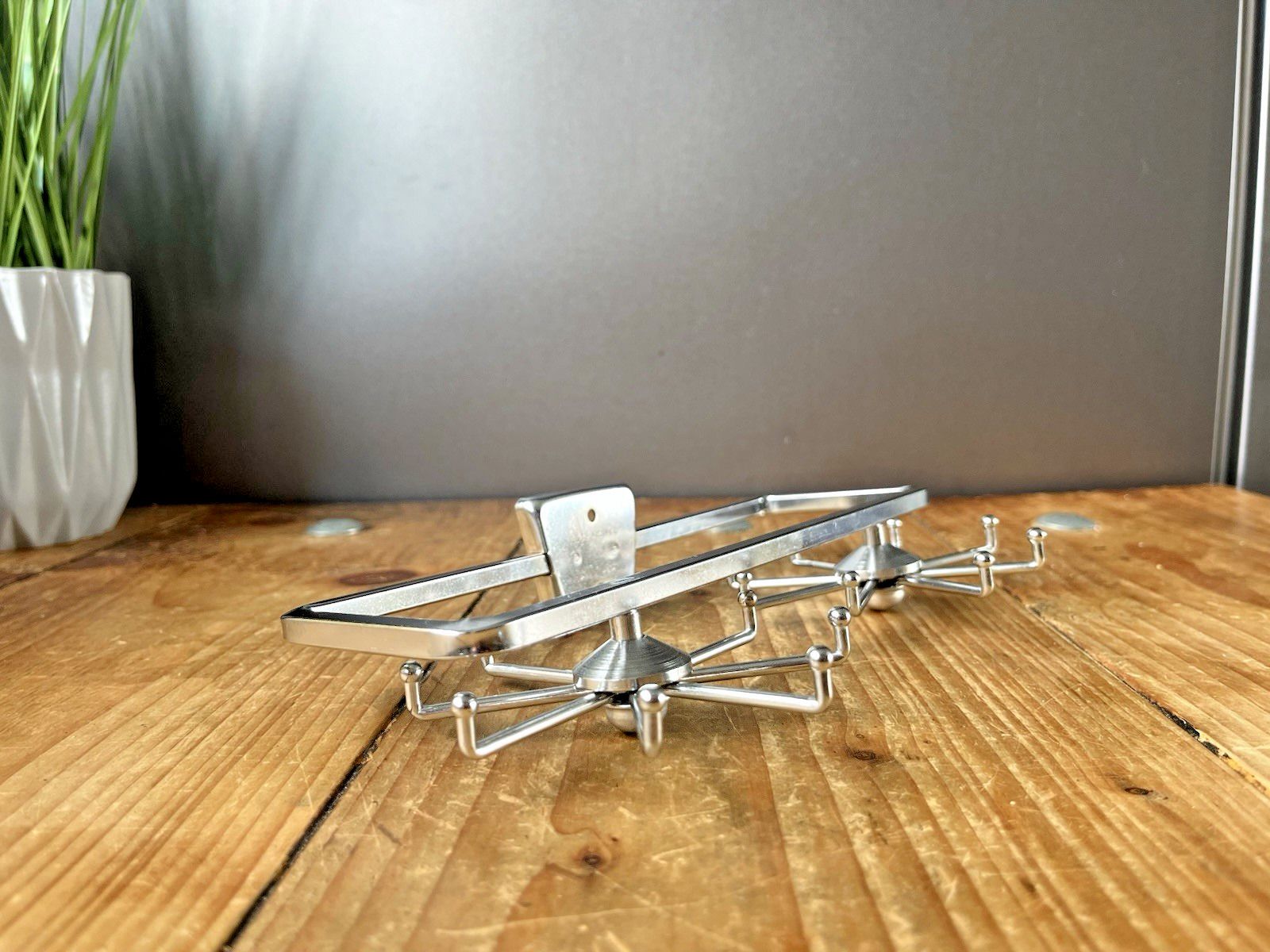 65.0 Mid Century Modern 60's Atomic Sputnik Revolving Tie Hook Stand Rack Jewellery photo