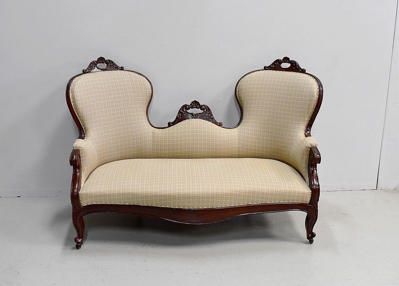Napoléon III Wing Sofa, 19th Century