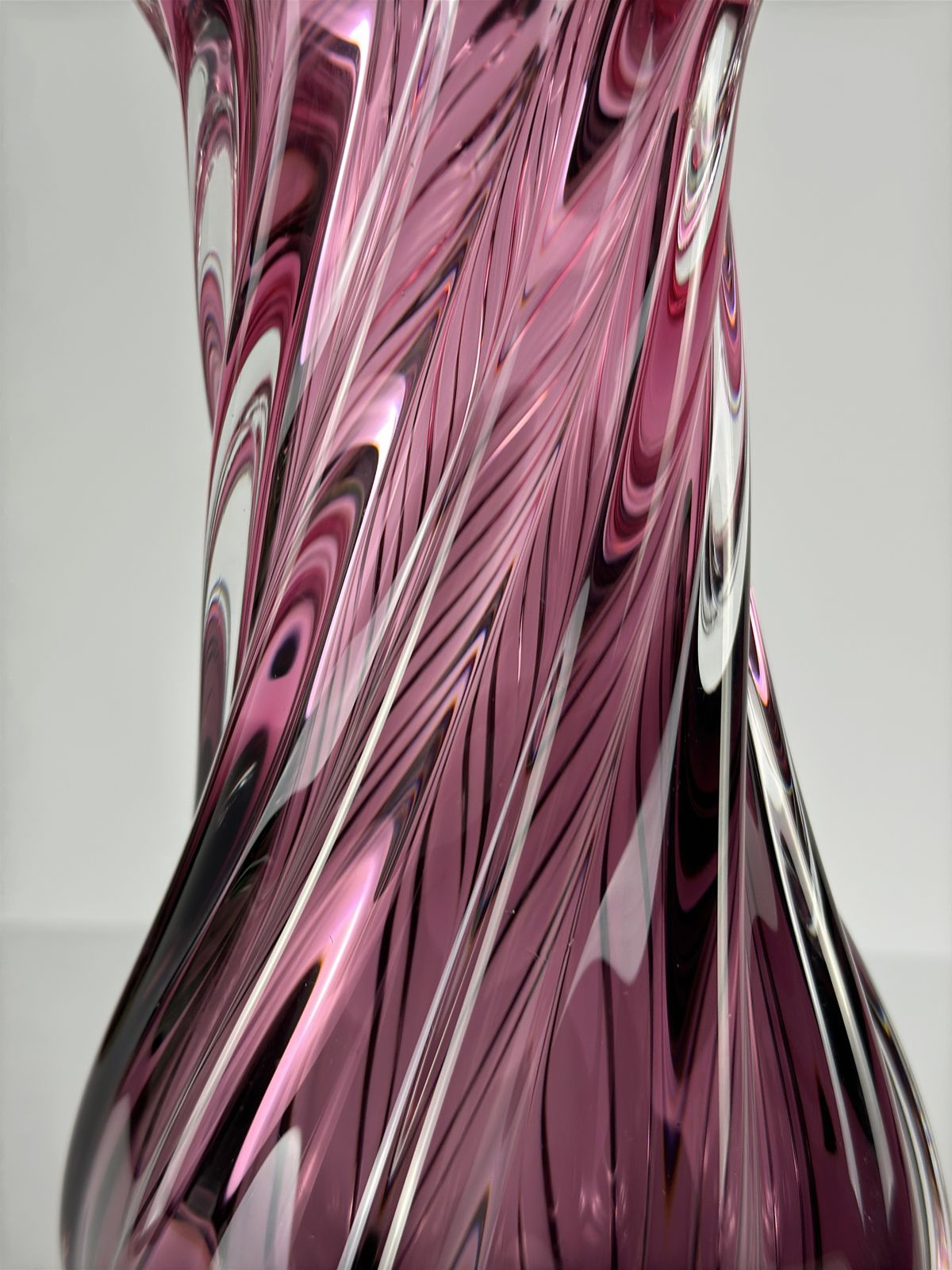 photo furniture Pink Czech Cased Glass Vase By Josef Hospodka For Chribska, 1970s