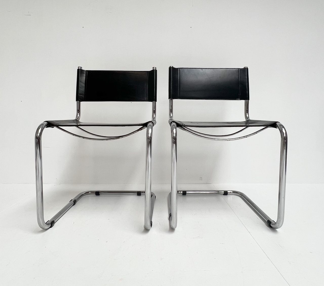 Set Of 4 Leather Marcel Breuer & Mart Stam Chairs, 1980s photo vinterior