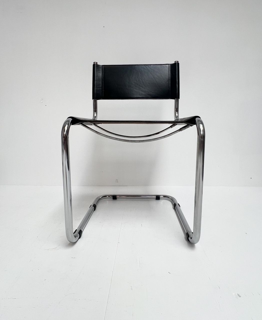 Set Of 4 Leather Marcel Breuer & Mart Stam Chairs, 1980s photo buy