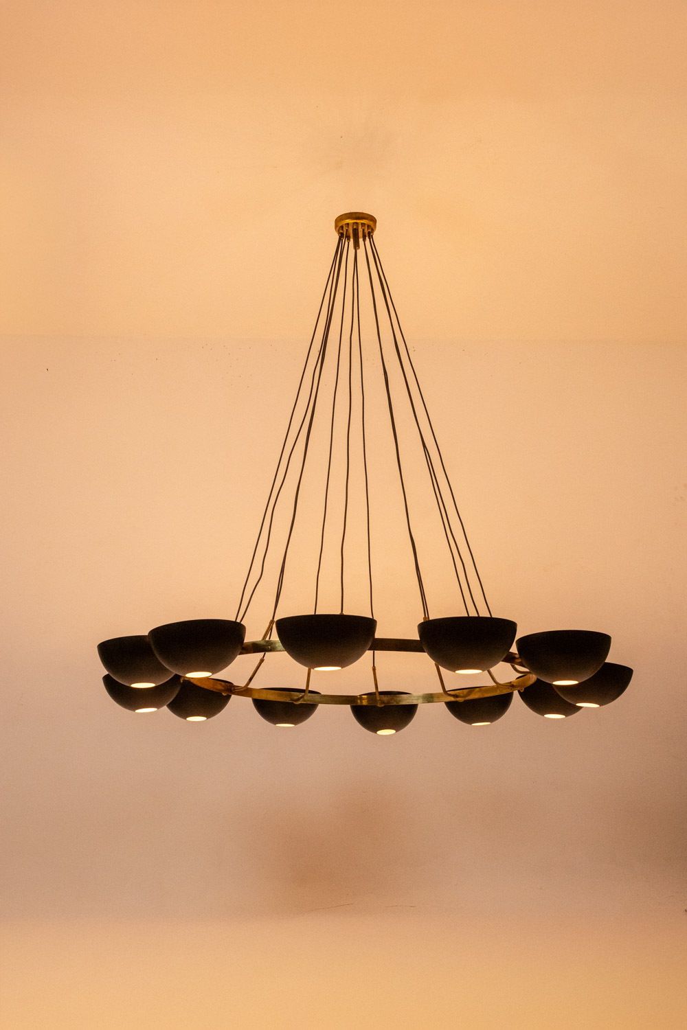 12 Light Chandelier In Patinated Brass And Black Lacquered Metal. Contemporary photo Lighting