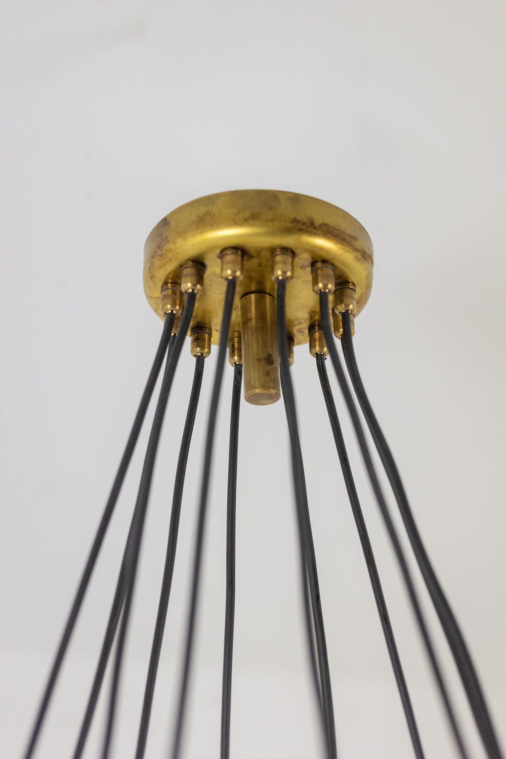 12 Light Chandelier In Patinated Brass And Black Lacquered Metal. Contemporary photo 5800.0