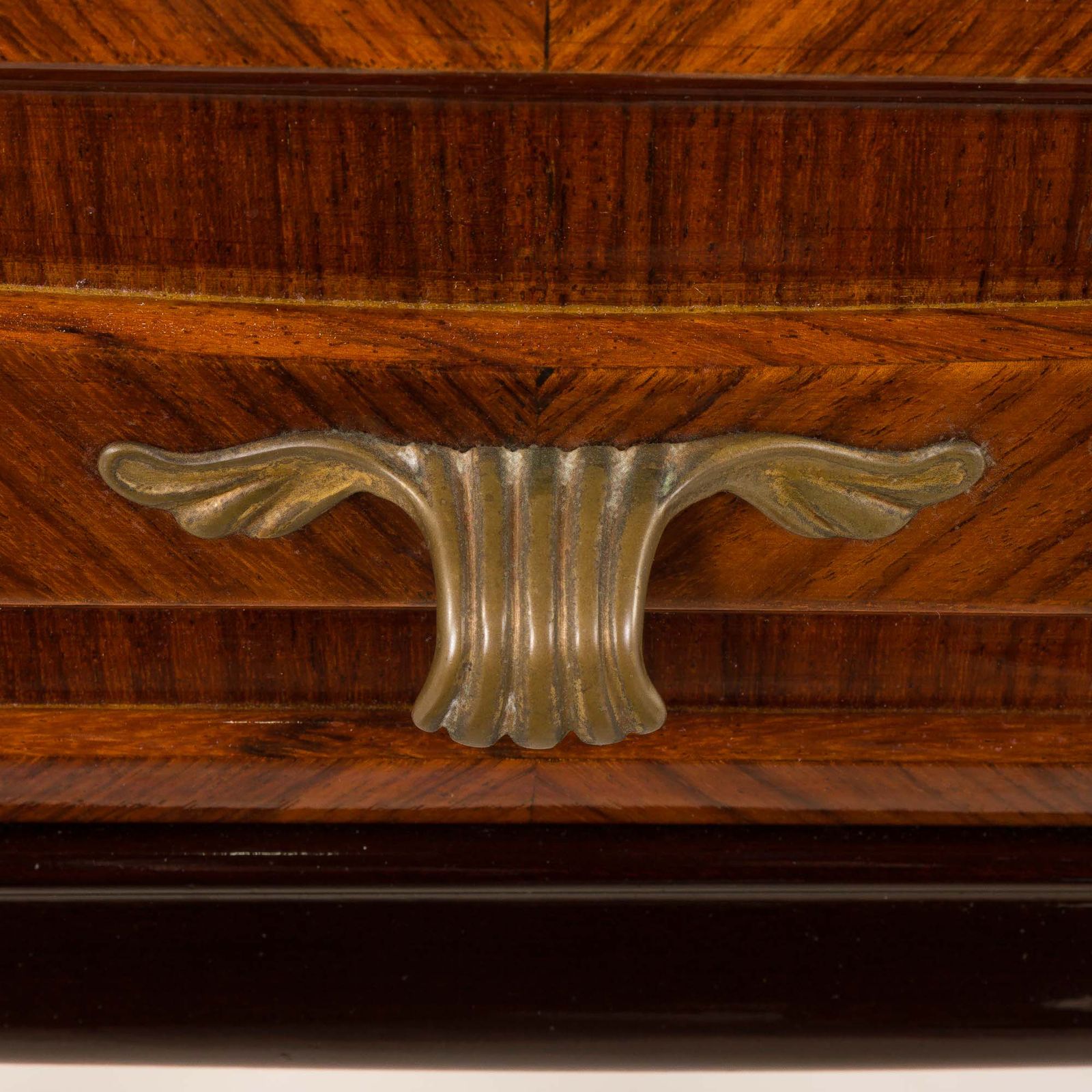 photo vintage Italian Mid Century Side Table In The Style Of Paolo Buffa, 1950s