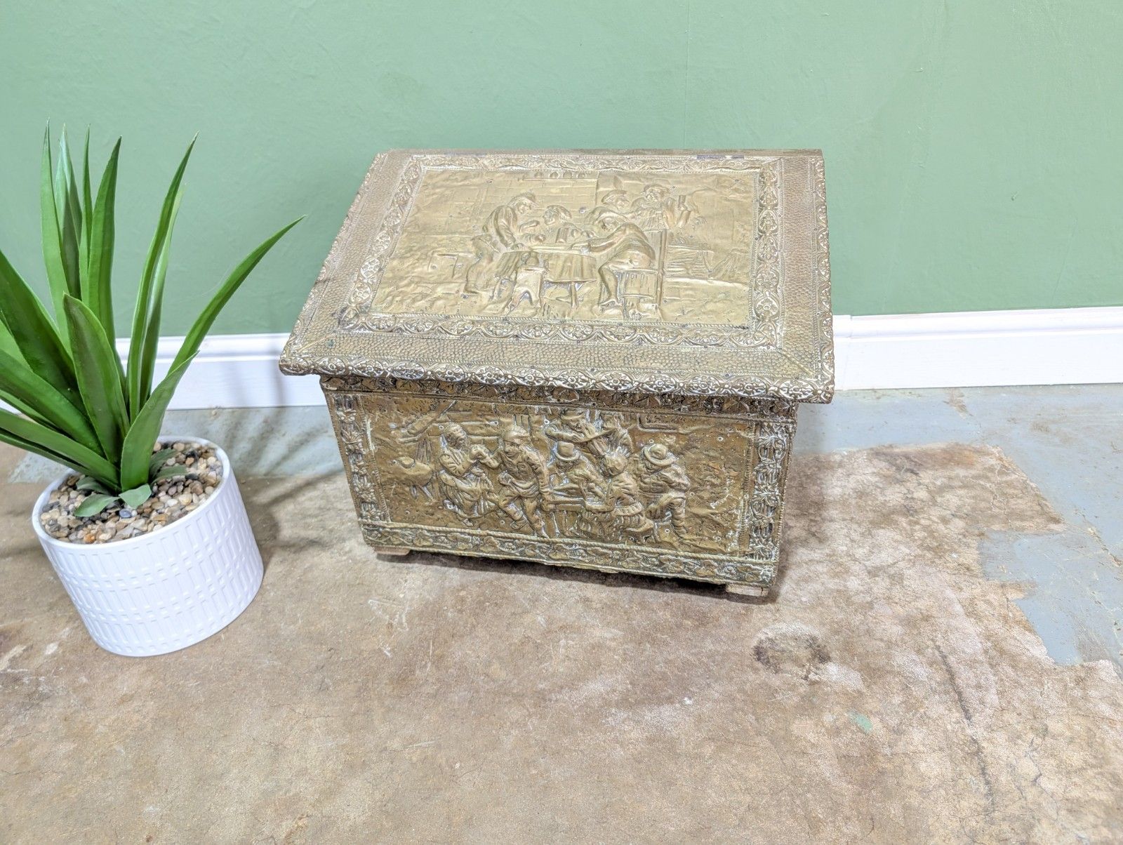 Victorian Embossed Brass Coal Box On Ceramic  Design Kindling Storage Tavern photo furniture