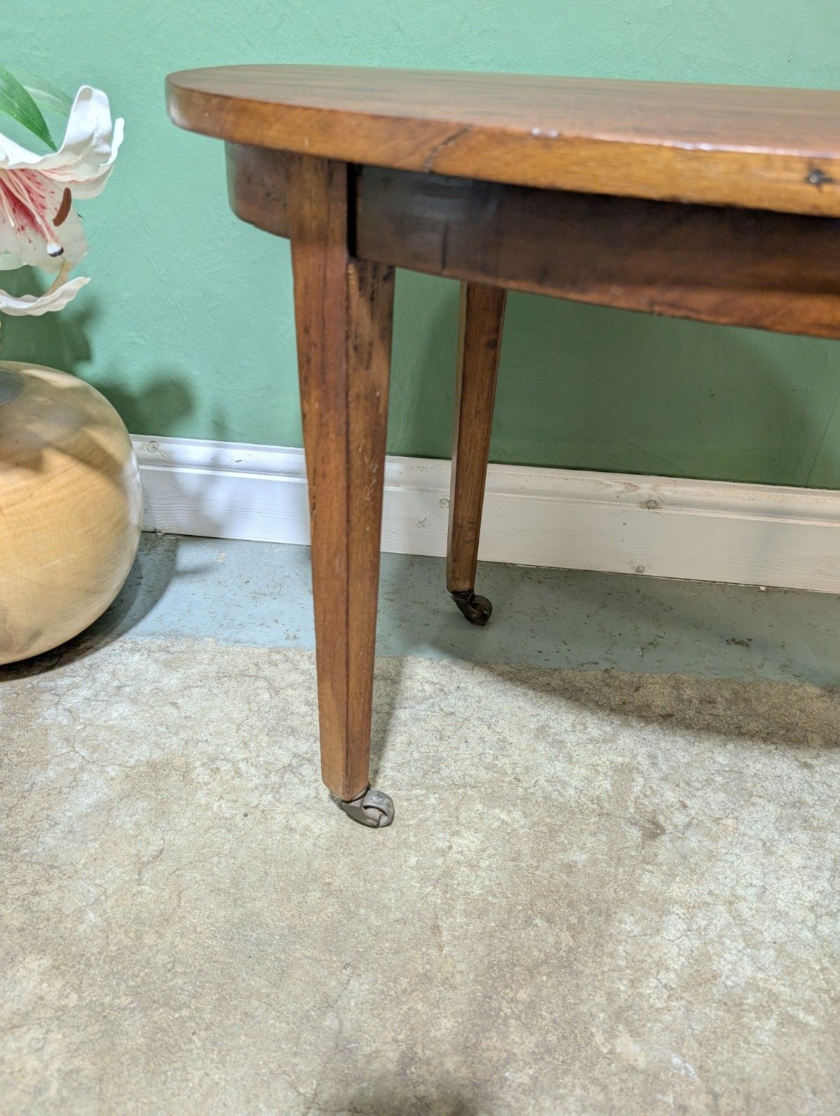 photo furniture Antique Mahogany Oval Top Side Table On Brass Castors Wine End Plant Stand.