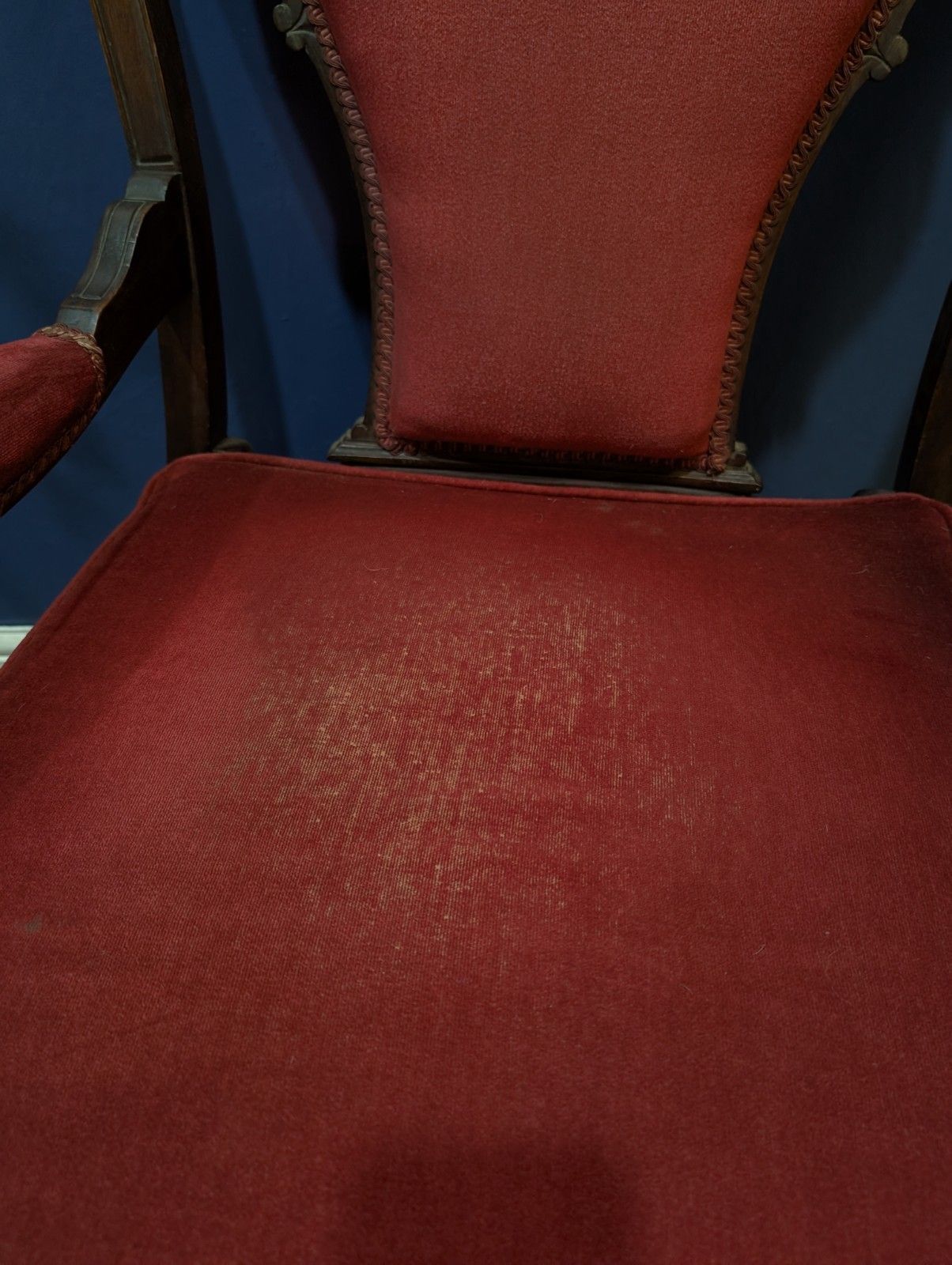 Furniture Antique Victorian Upholstered Armchair Red Velvet Throne Mahogany. photo