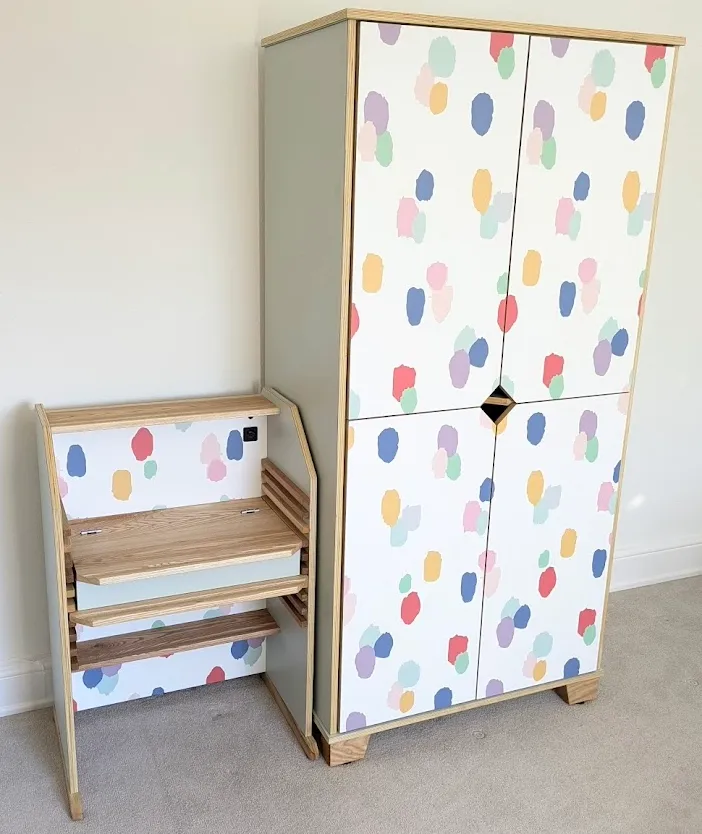 Handmade Adjustable Children’s Desk – Exhibition Quality photo vinterior
