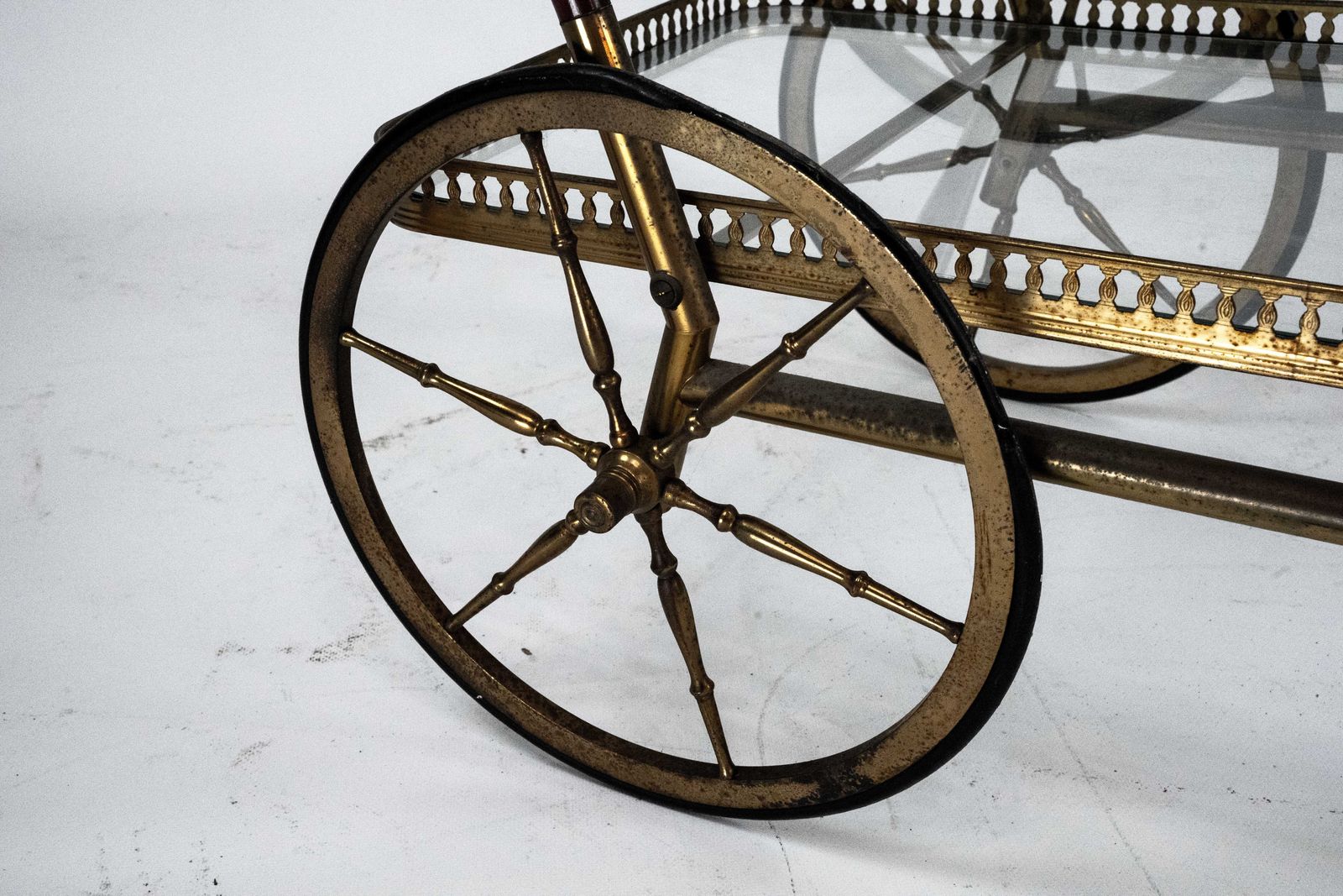 Mid Century Italian Brass And Glass Bar Cart By Cesare Lacca. Italy 1950s photo vinterior