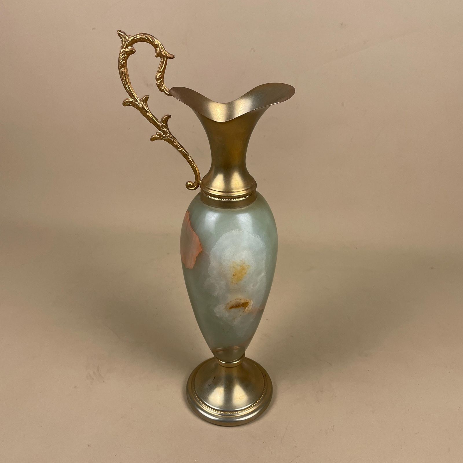 Green Marble Ornamental Vase Brass Gold Metal Decorative Display With Handle Classical Neoclassical Style Statement Decor Centre Piece photo furniture