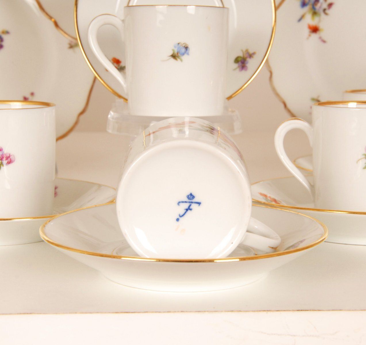 Home Decor 18th Century Porcelain Luncheon Set From Meissen Porcelain, Set Of 23 photo