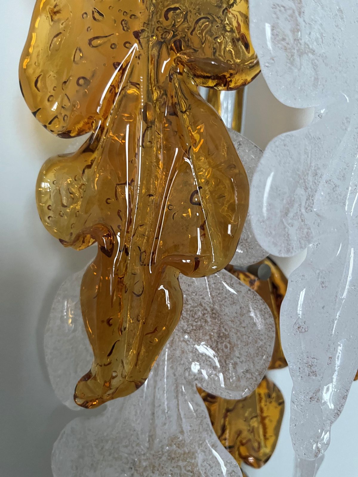 Italian Midcentury Pair Of Amberclear Murano Leaf Wall Sconces By Mazzega, 1970s photo 2570.0