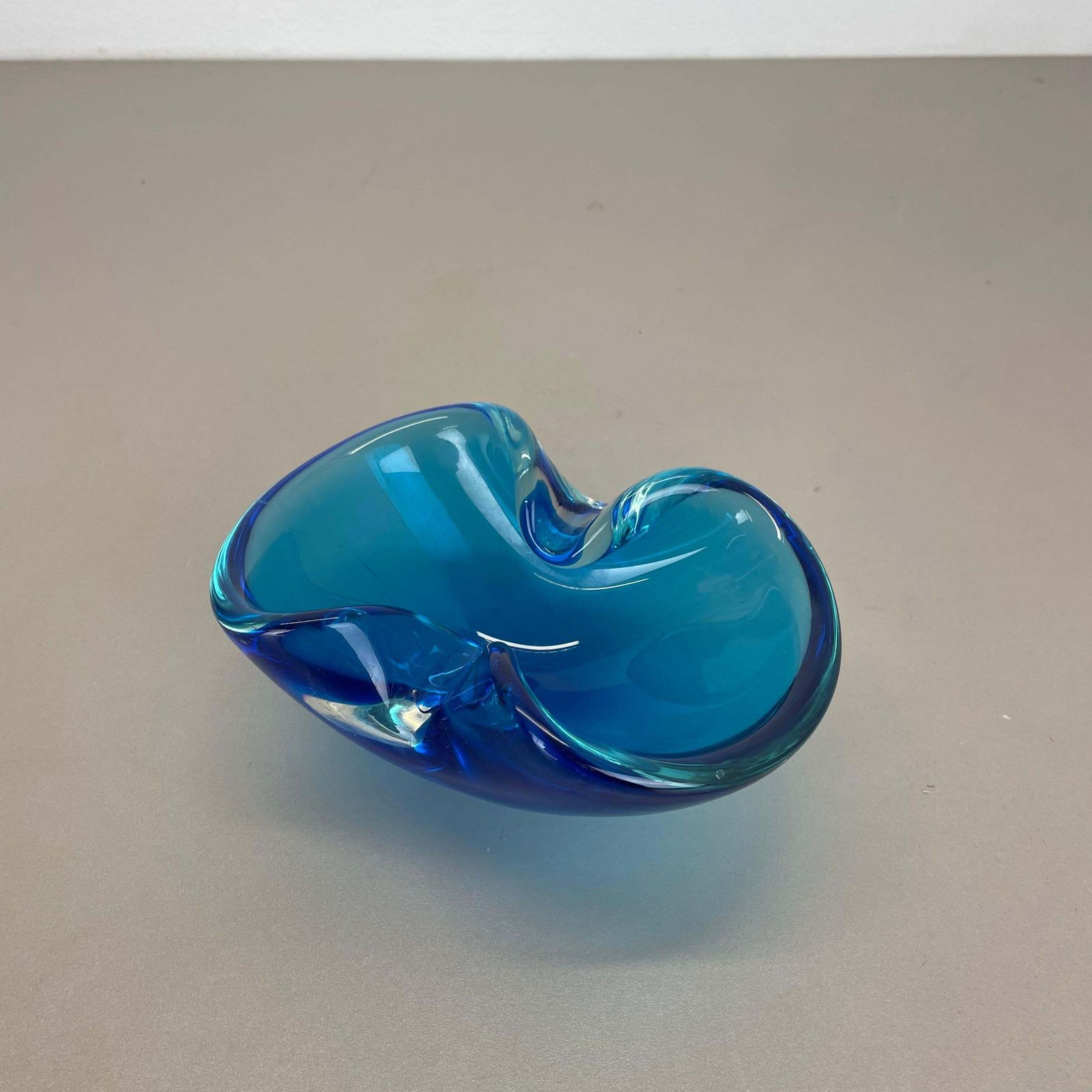 Unique 1.1kg Murano Glass Bowl Ashtray, Blue Multicolor, 1970s Italian Design photo furniture