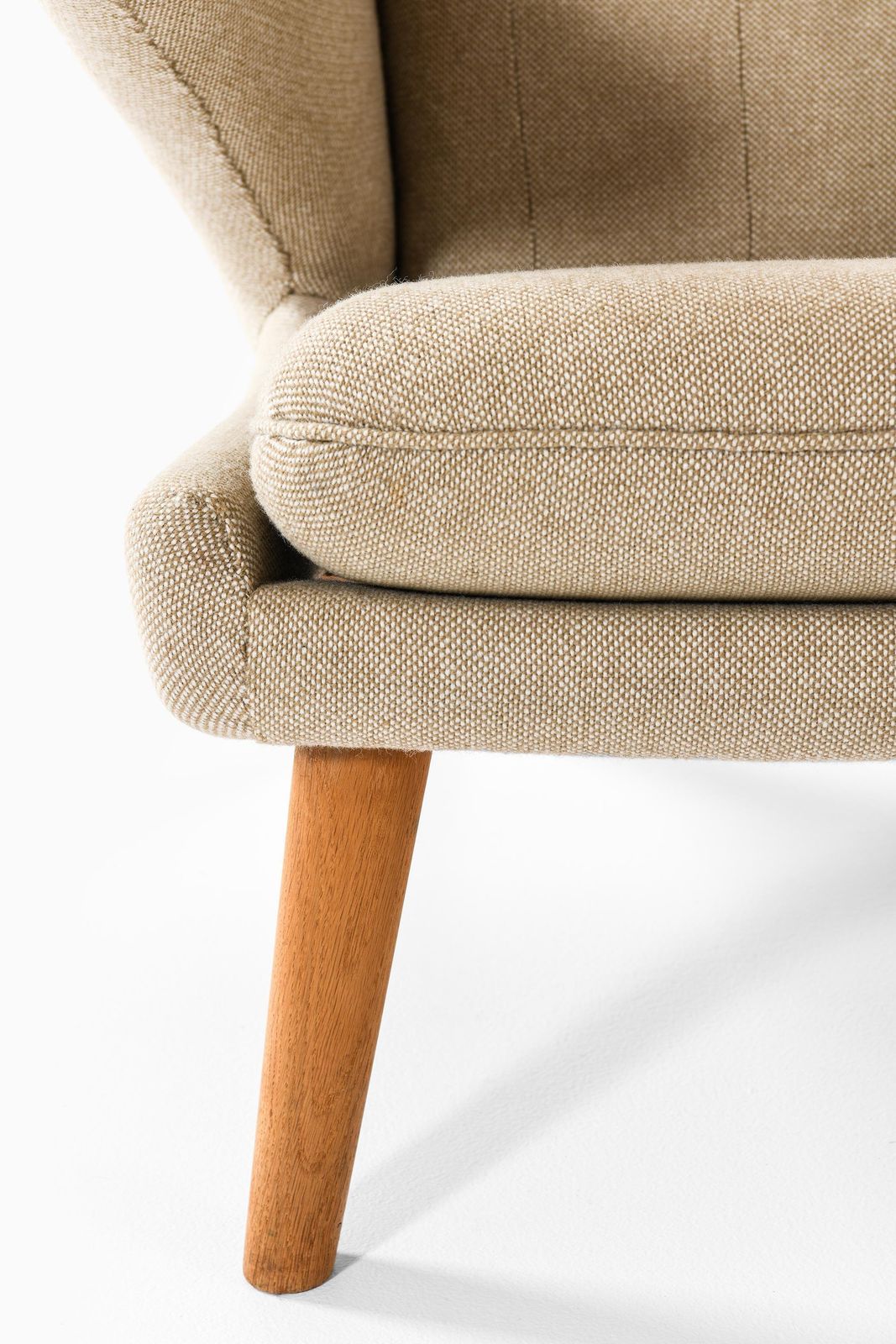 Easy Chair In Wool And Oak By Hans Wegner, 1950s photo vinterior