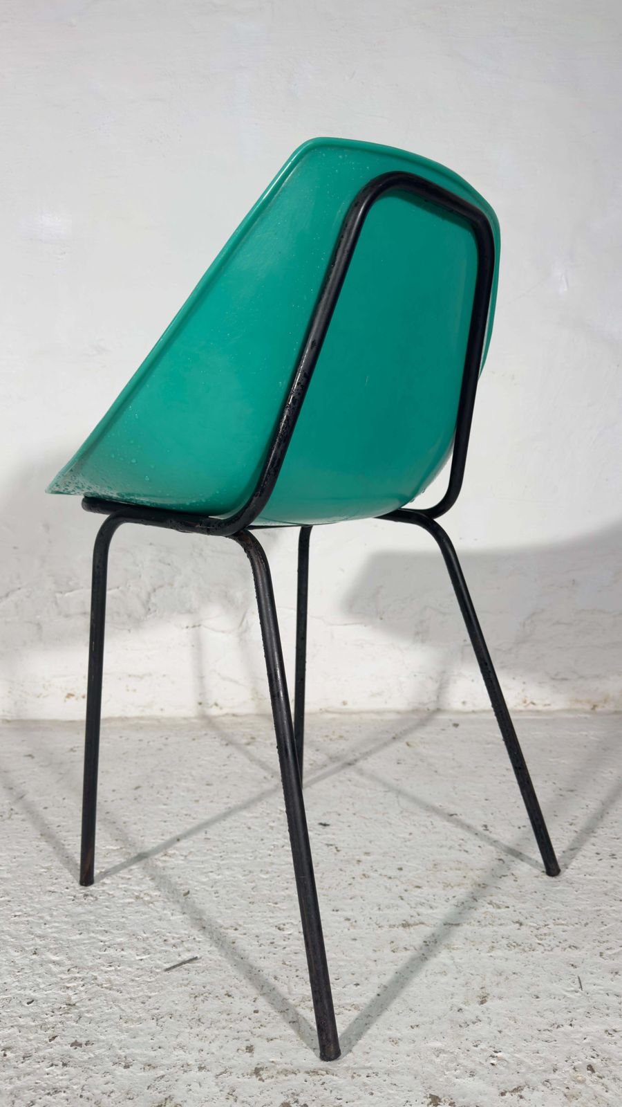 photo vintage Pierre Guariche Chair Model "Coquillage" By Meurop Iconische Mid Century Design