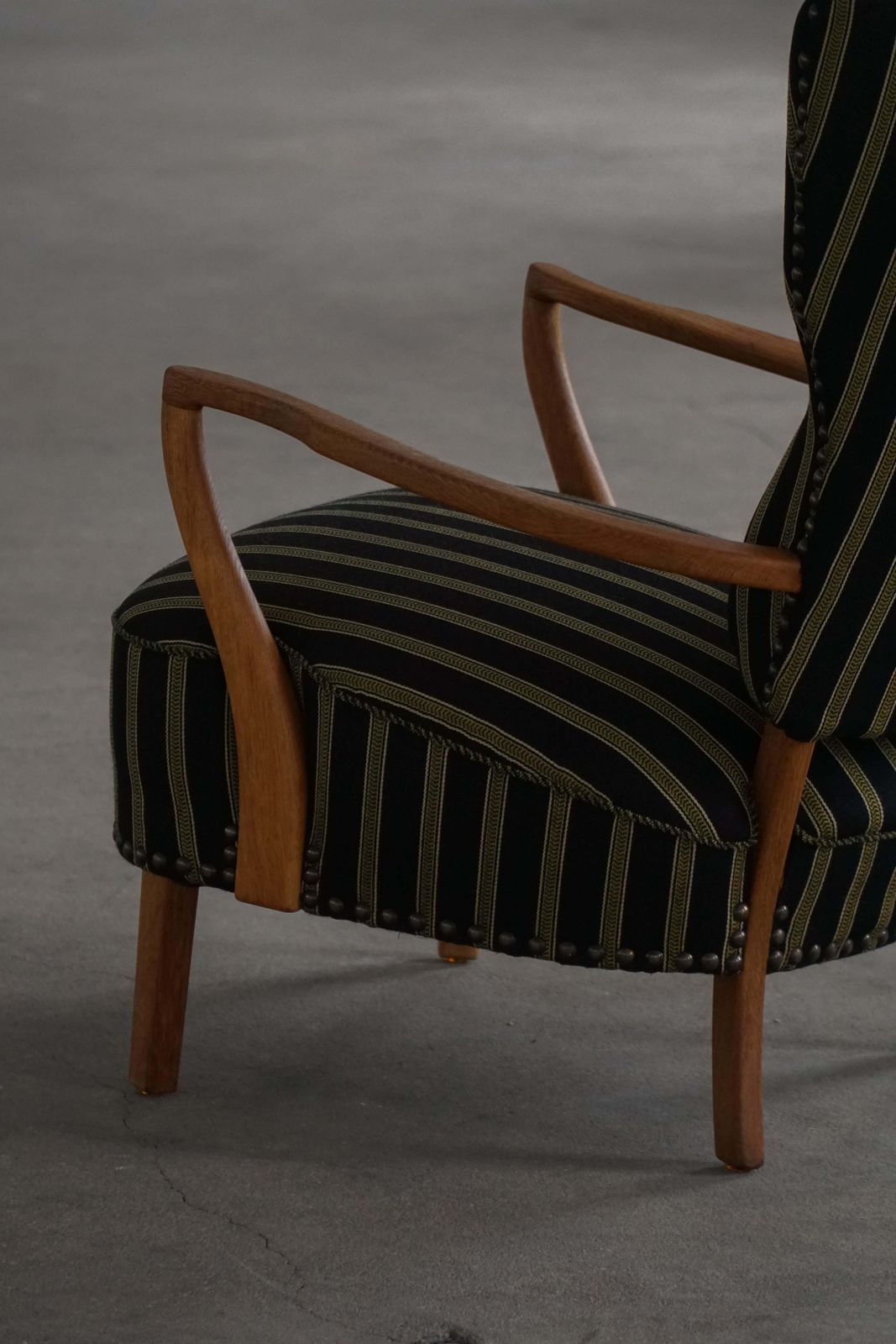 Danish Mid Century Modern, Wingback Lounge Chair In Oak, Viggo Boesen, 1950s photo Furniture