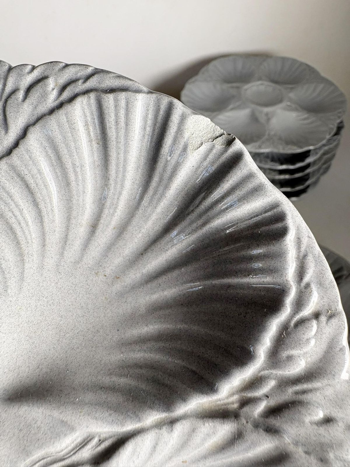 888.0 Oyster Dish And Plates. Set Of 13 Pieces Sarreguemines, France photo