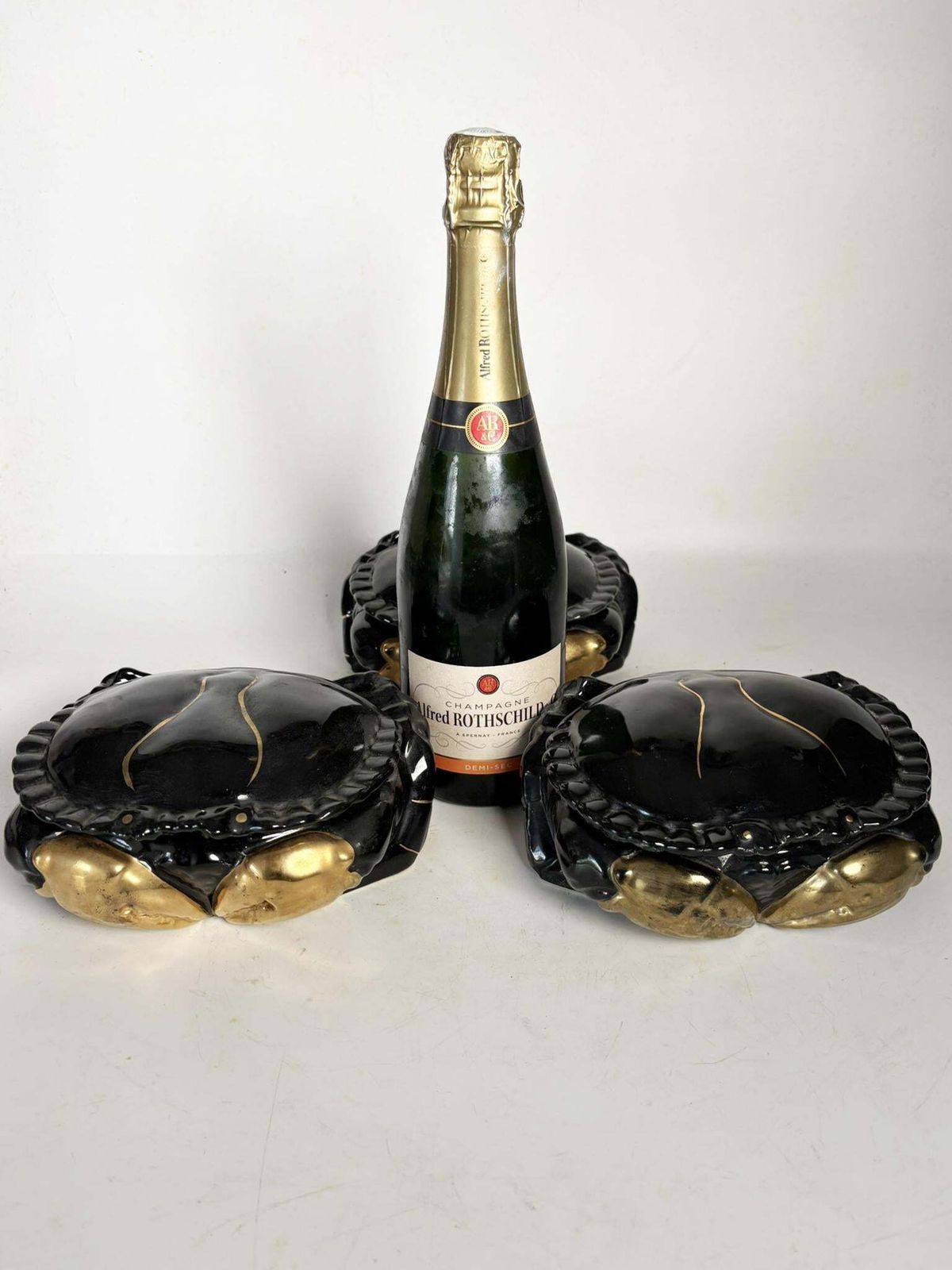 Set Of 3 Crab Shapes In Ceramic, Empty Pocket, France, 1970 photo for sale