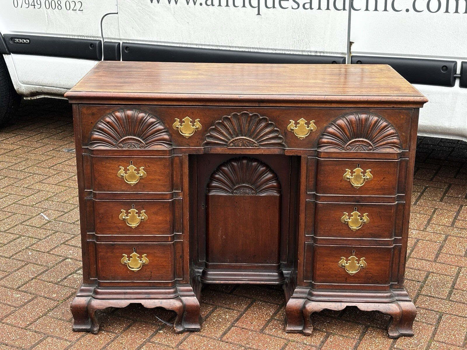 2341.0 Antique Mahogany Rhode Island Desk, In The Style Of John Townsend. photo