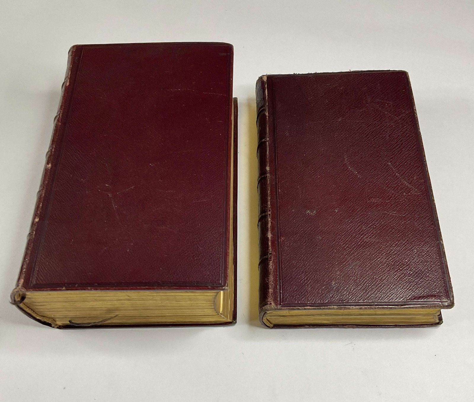 Oxford Holy Bible And Prayer Book Companion Set In Morocco Leather Case, 1836. photo vinterior