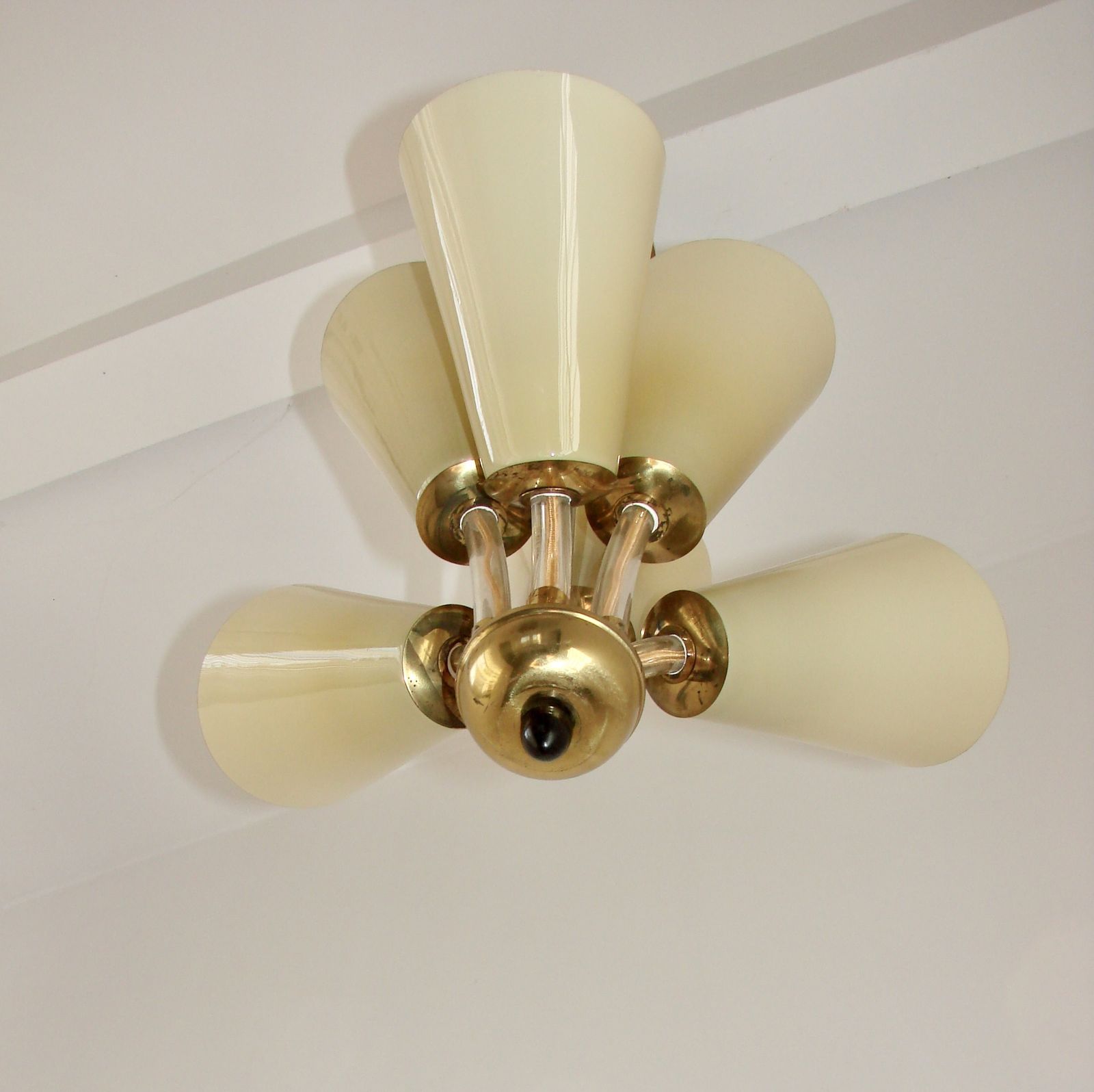 Chandelier Kamenický šenov – Czechoslovakia, 1950s, Brass And Glass photo vinterior