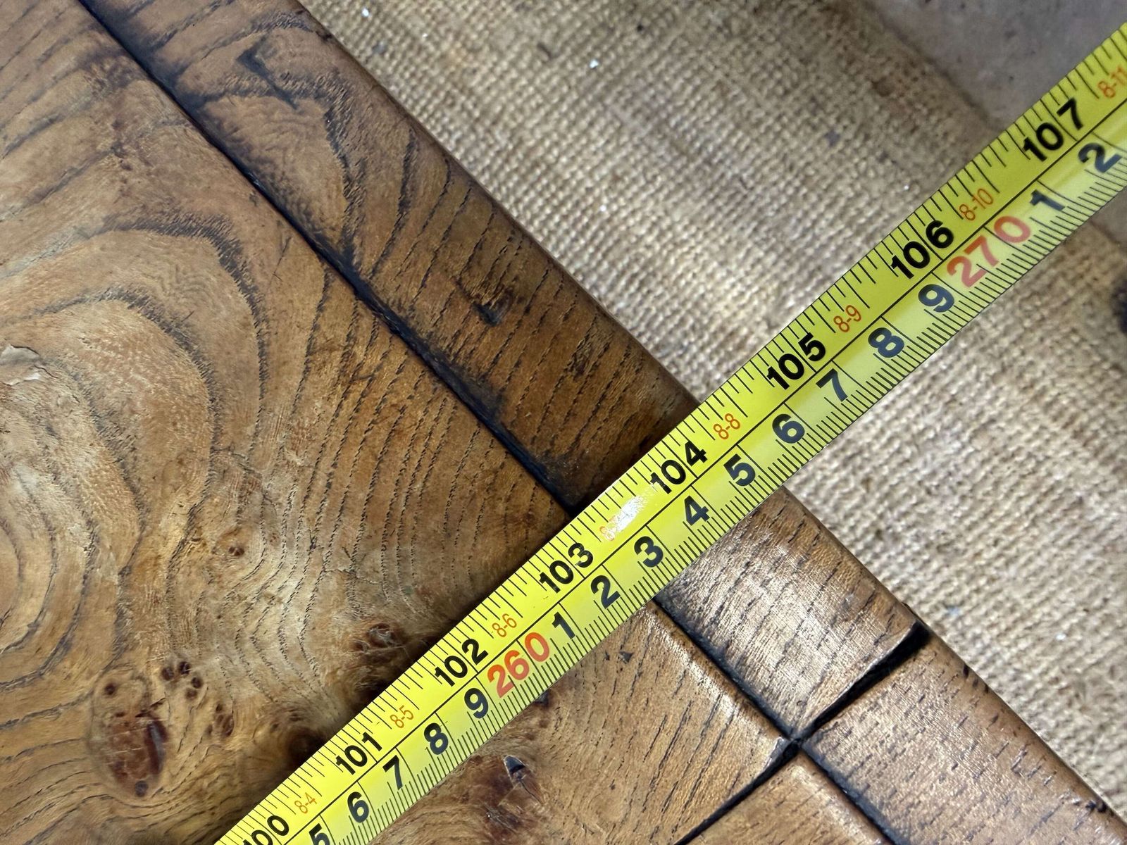 photo vintage Early 20th Century Elm Farmhouse Table