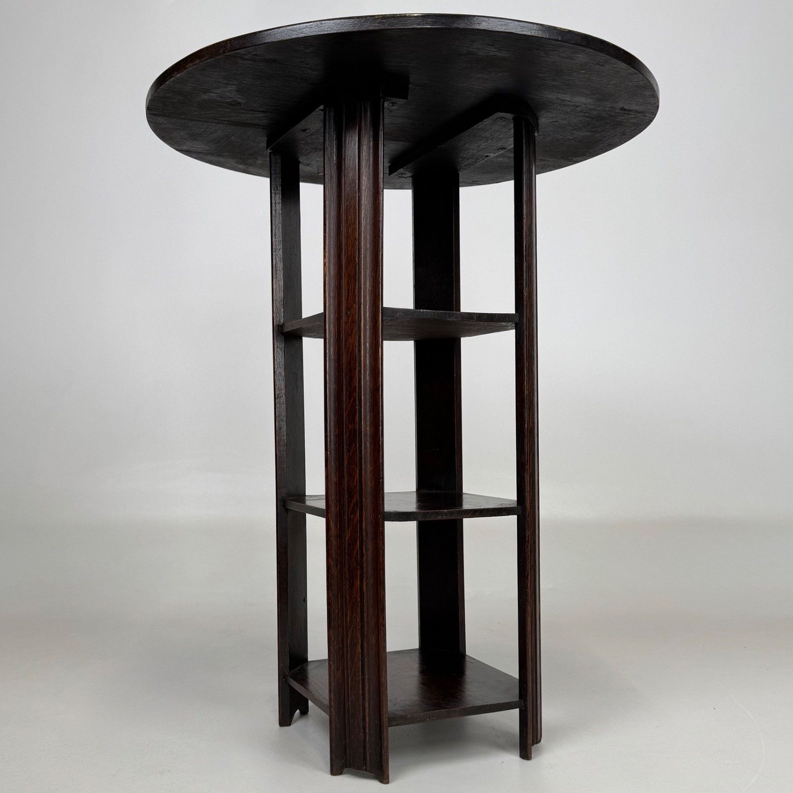 Antique 20th Century Unique Round Side Table In Oak photo vinterior