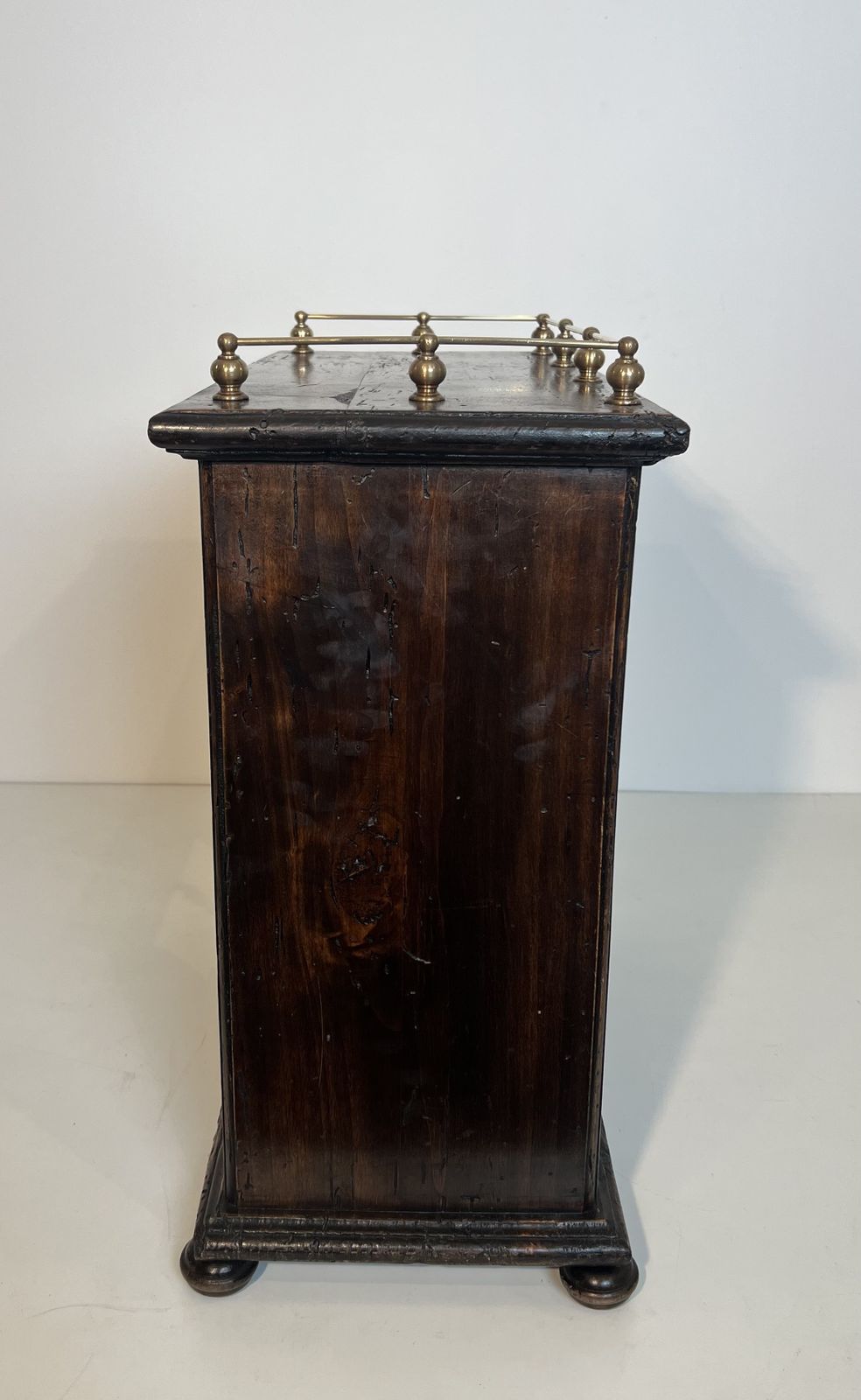 Wooden And Brass Bottle Holder photo vinterior