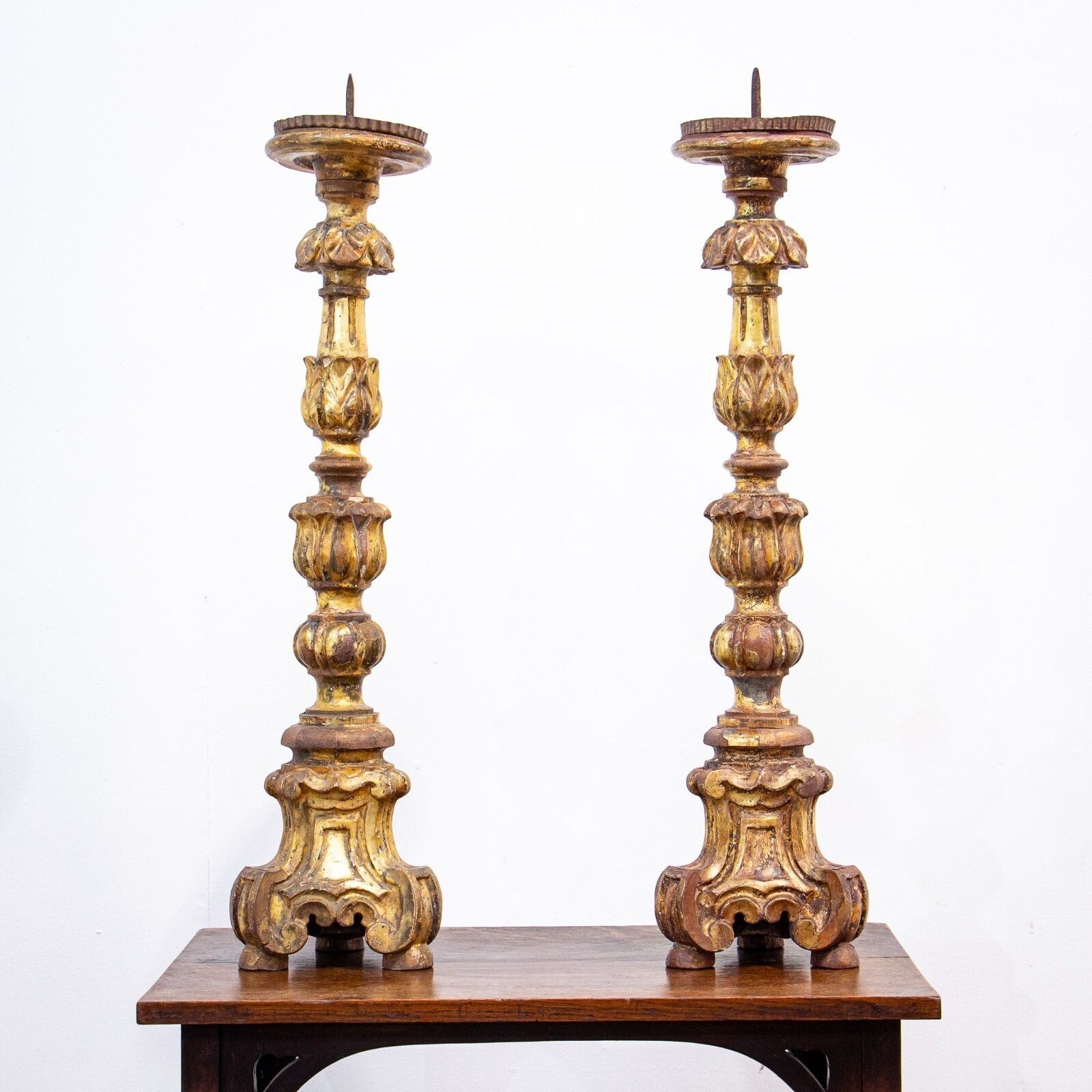 Large Pair Of 18th Century French Giltwood Torcheres photo 920.0