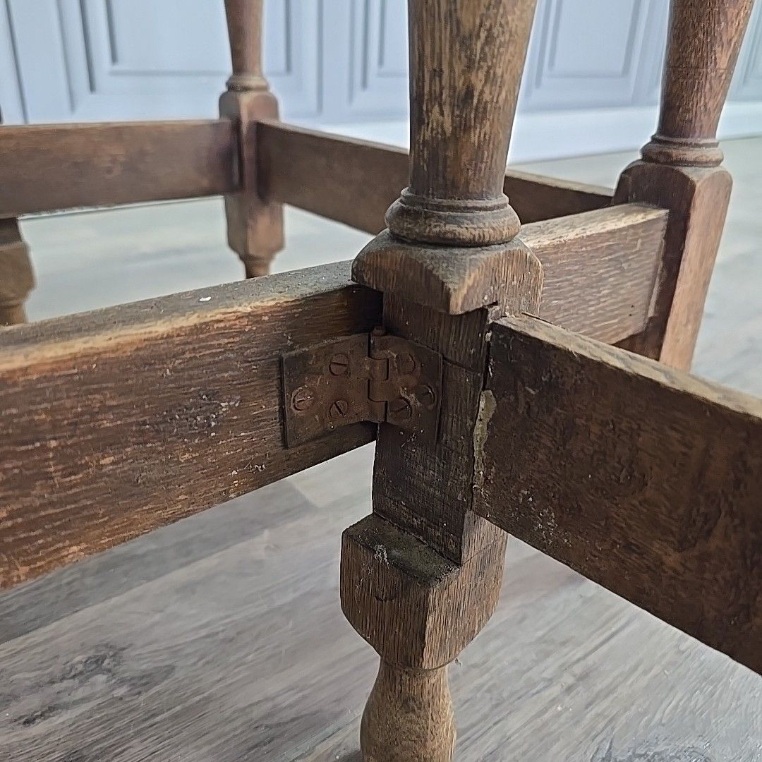 photo vintage Antique Drop Leaf Table – Solid Oak Gate Leg – Country Farmhouse Wooden Dining