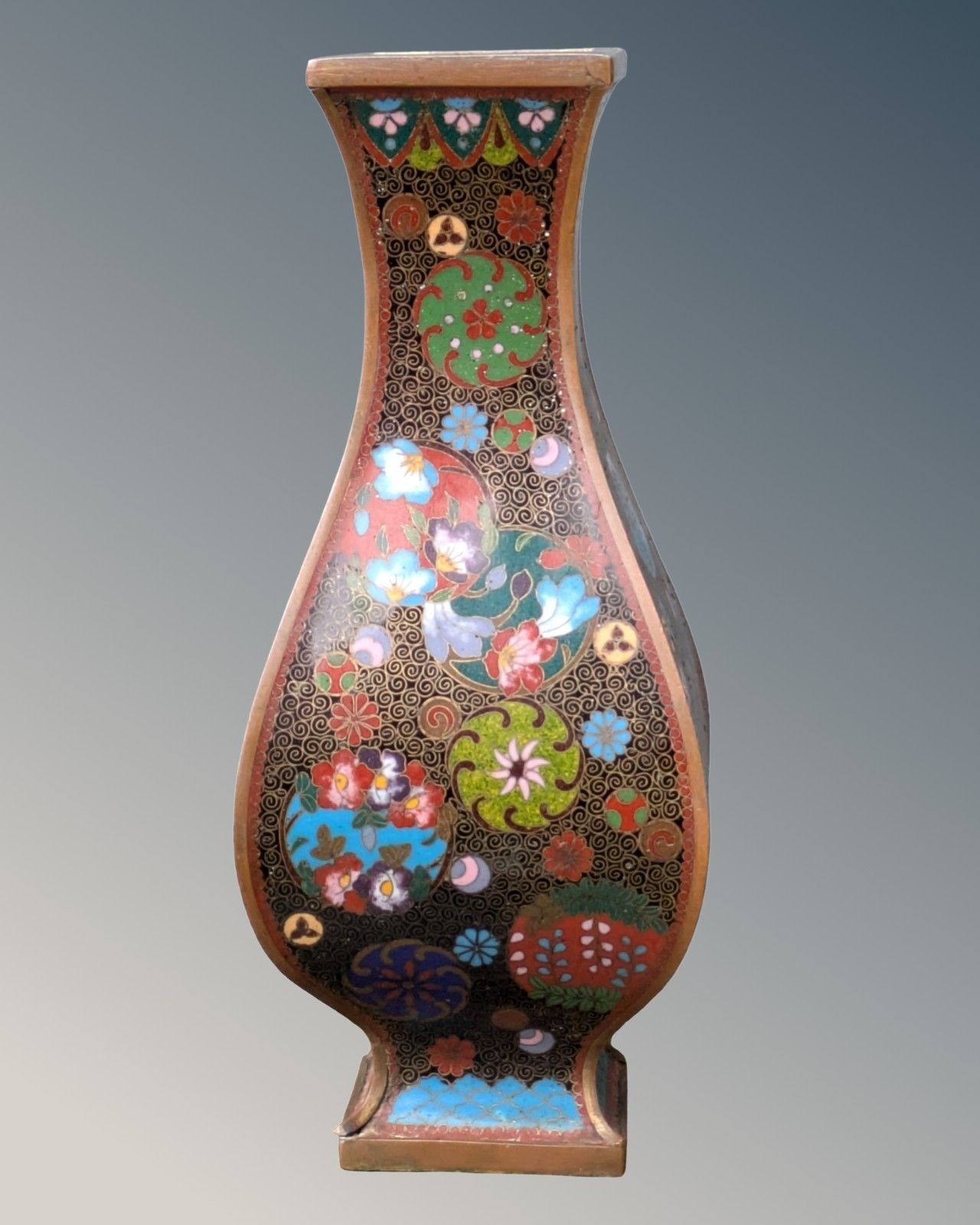 Good Quality Pair Of Chinese Cloisonne Vases Qing Period photo vinterior