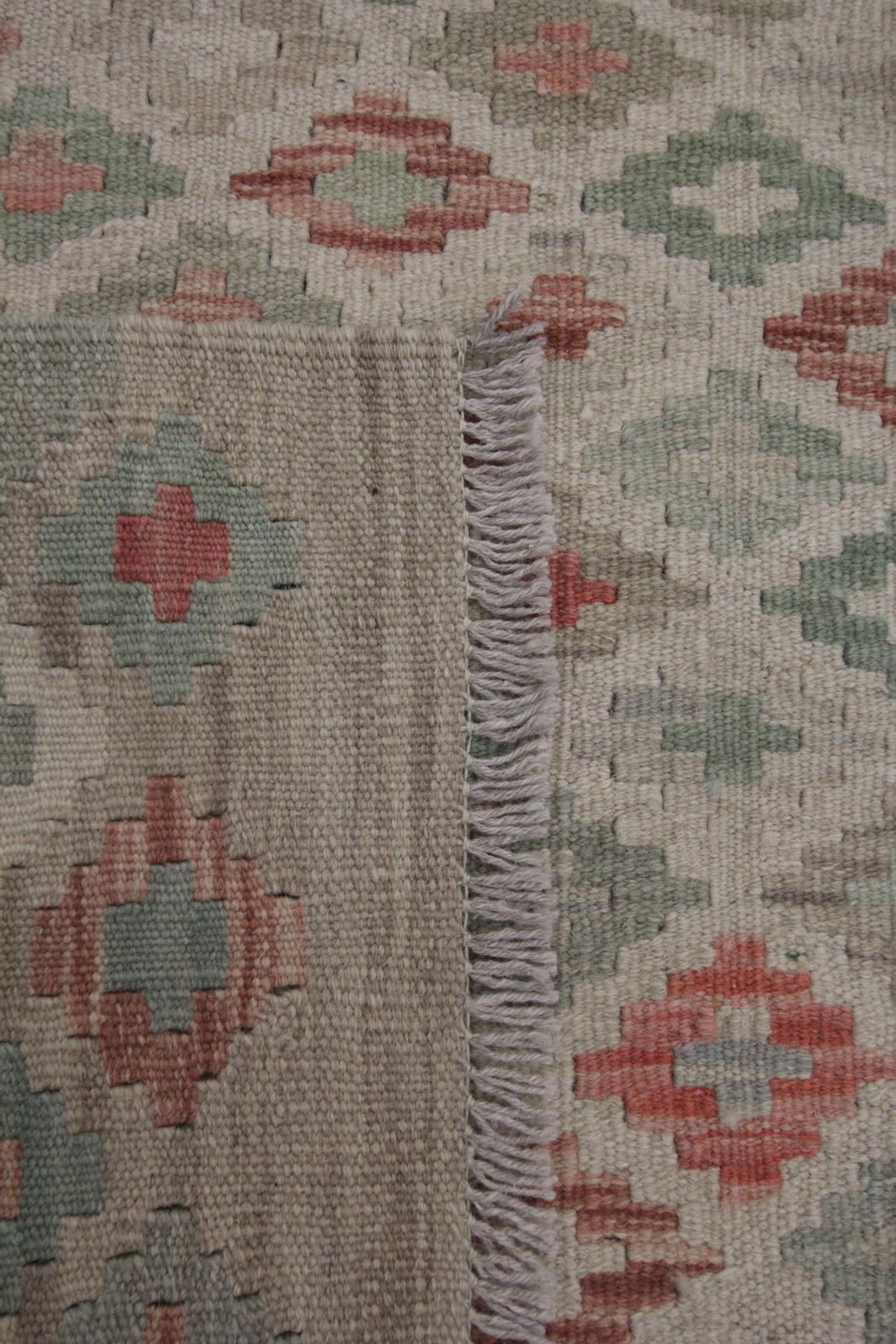 Handmade Wool Kilim Rug Traditional Scandinavian Style Kilims Carpet photo vinterior