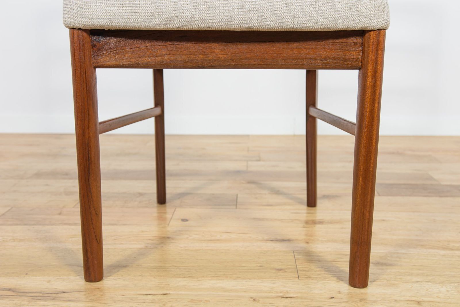 photo vintage Mid Century Dining Chairs From McIntosh United Knigdom 1960s Set Of 8