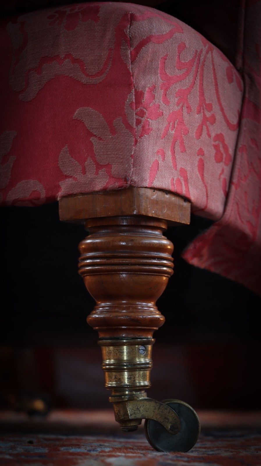 Howard & Sons Bridgewater Armchair In Damask Fabric photo vinterior