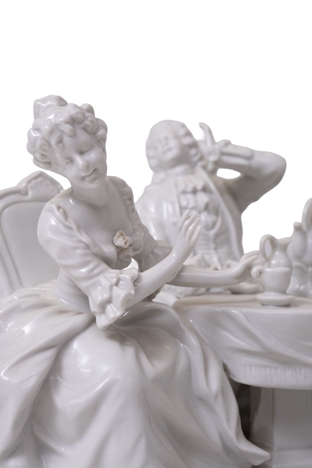 ''The Gossip'' Classic Glazed Porcelain Group Germany 1920s photo vinterior