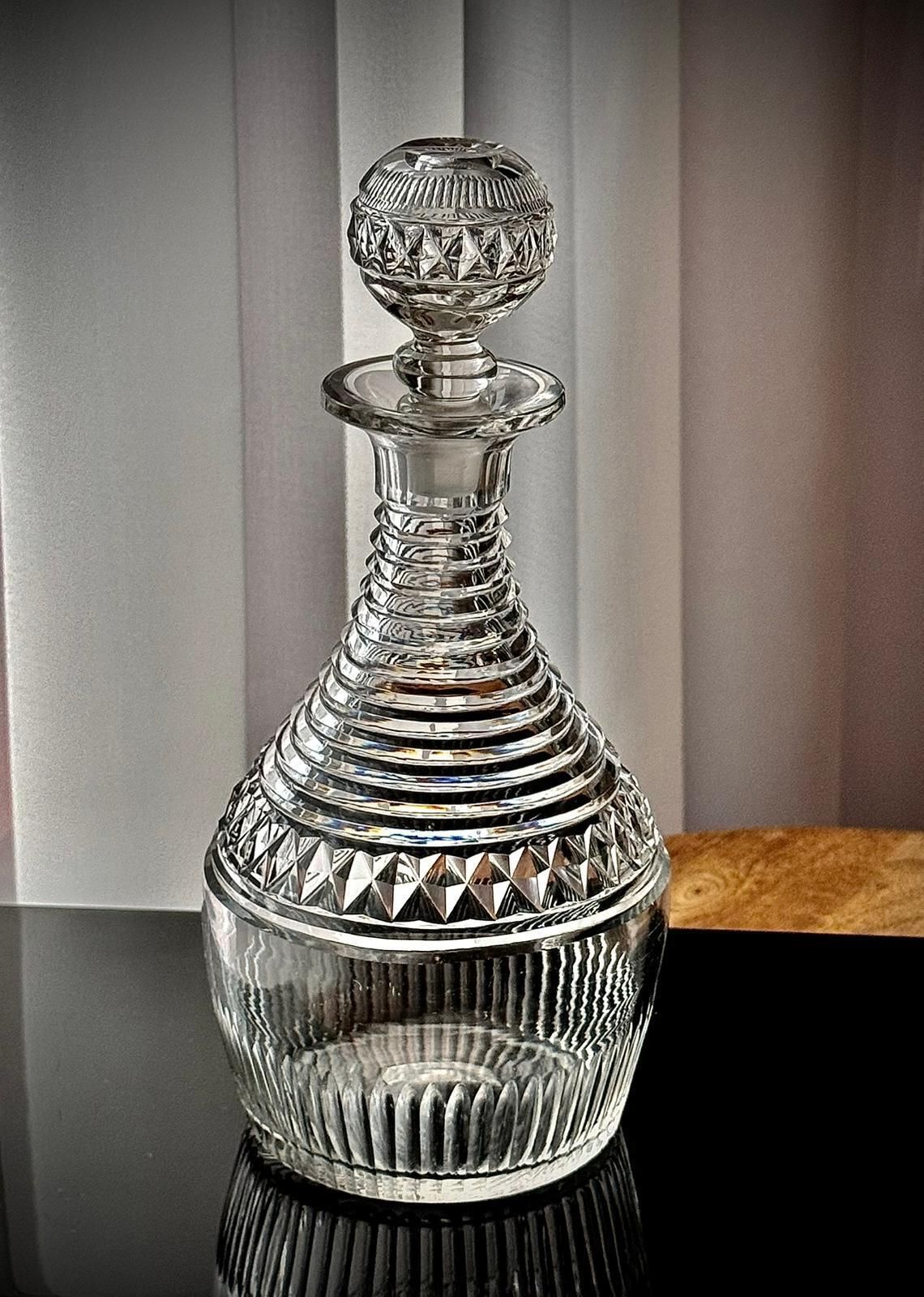 Georgian Cut Glass Decanter With Stopper, England C.1800–1835 photo vintage
