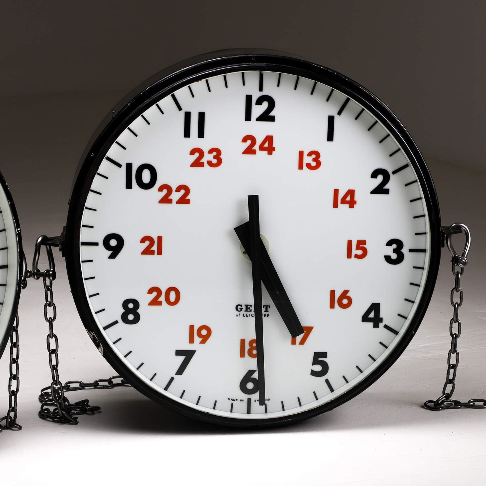 Pair Of Large Double Sided Illuminated Gents Of Leicester Station Clocks photo buy