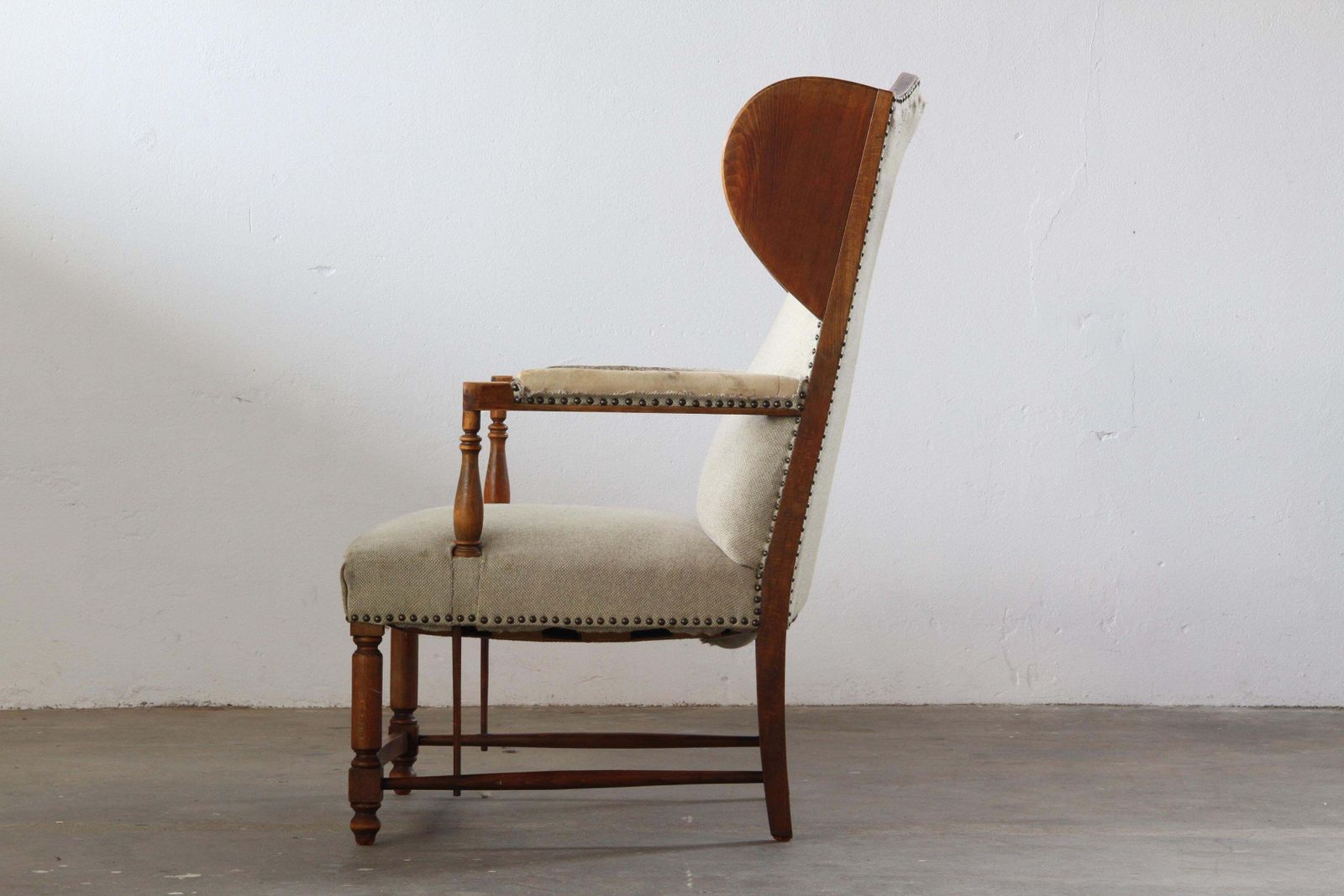 1588.0 Vintage Earflap Dover Wingback Oak Armchair, Denmark, 1930s photo
