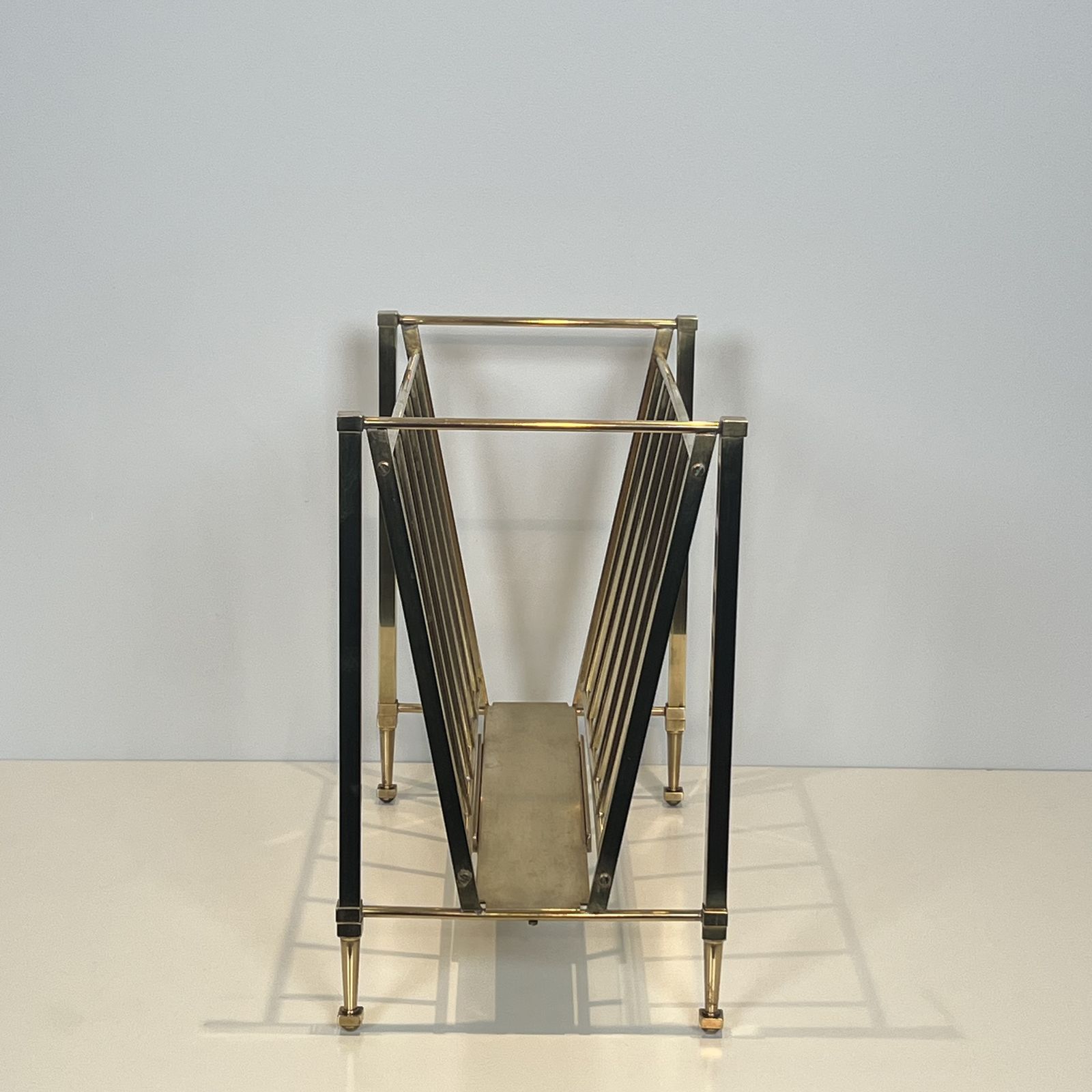 photo vinterior Neoclassical Style Brass Magazine Rack Attributed To The Ramsay Company