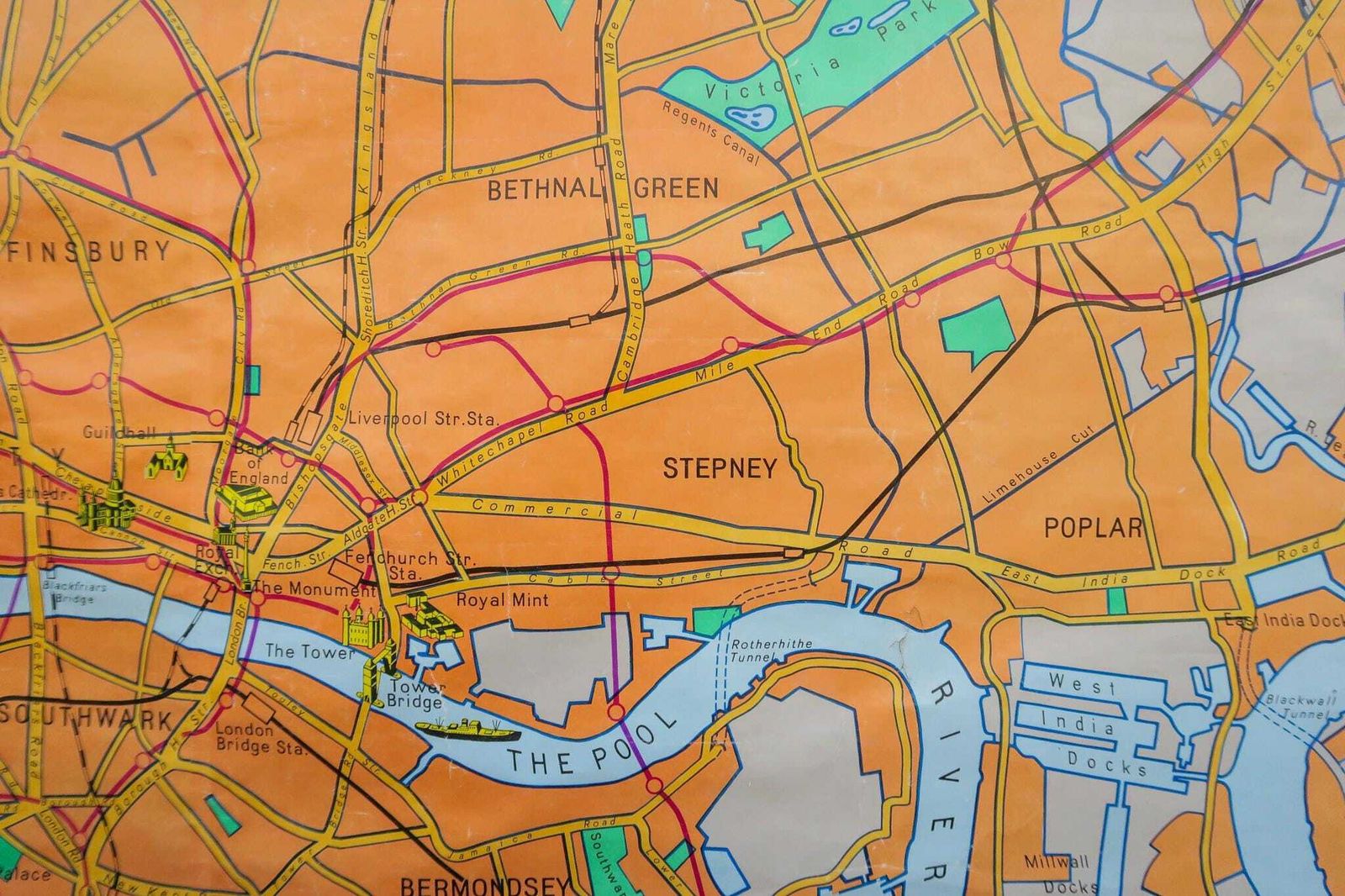 Original Huge Vintage German Educational School Wall Chart London Map Geography City Hanging Beautiful Rare Haack photo for sale