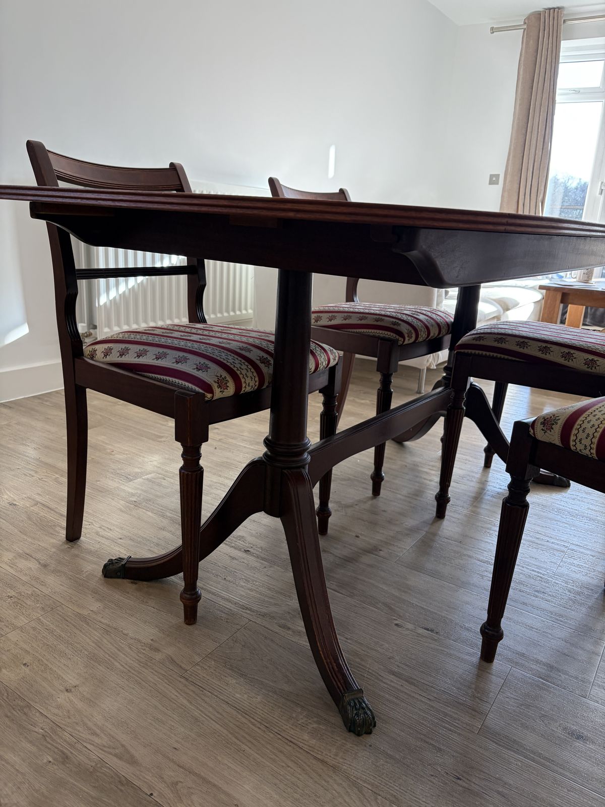 Macintosh 6 Seater Mahogany Table With 4 Chars photo buy
